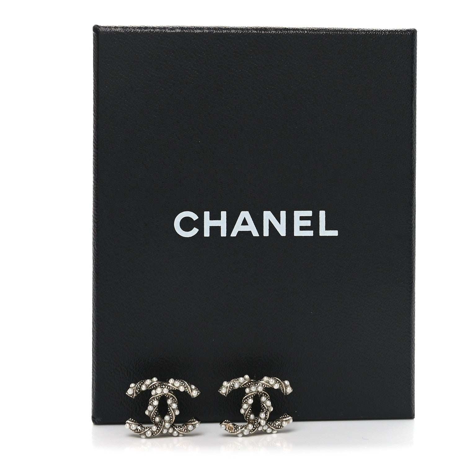 Chanel Pearl Twisted CC Earrings Light Gold White 5 of 5