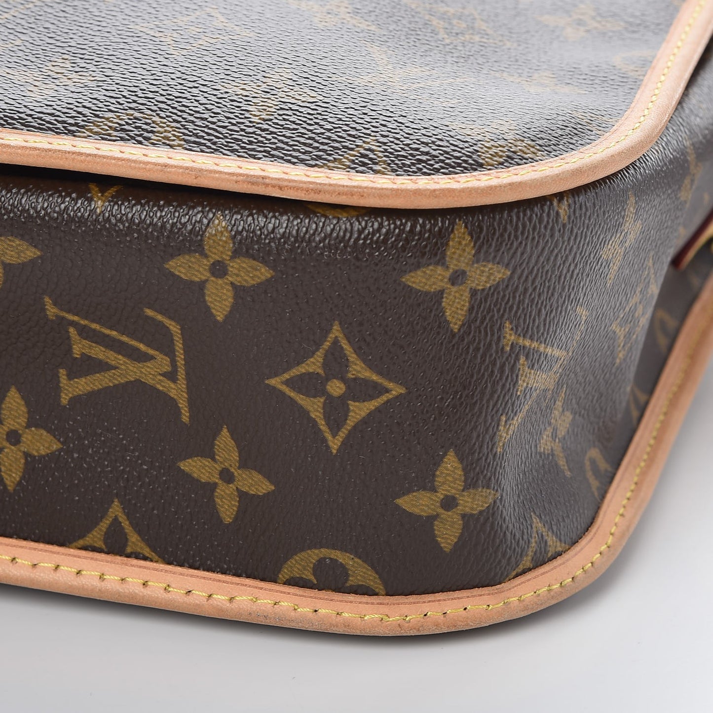 Monogram Bosphore PM Messenger