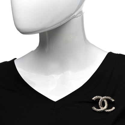 Chanel Twisted CC Brooch Gold 2 of 4