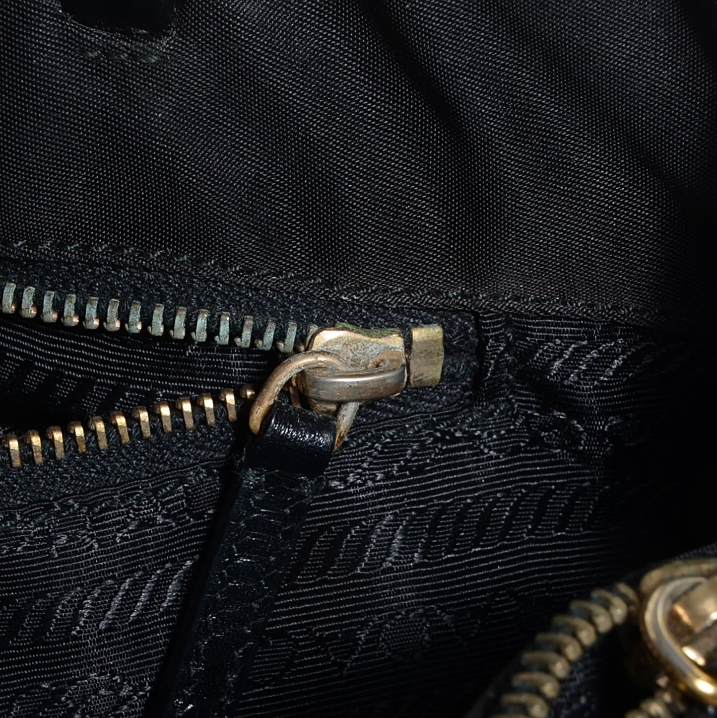 Tessuto Nylon Tote Nero Black