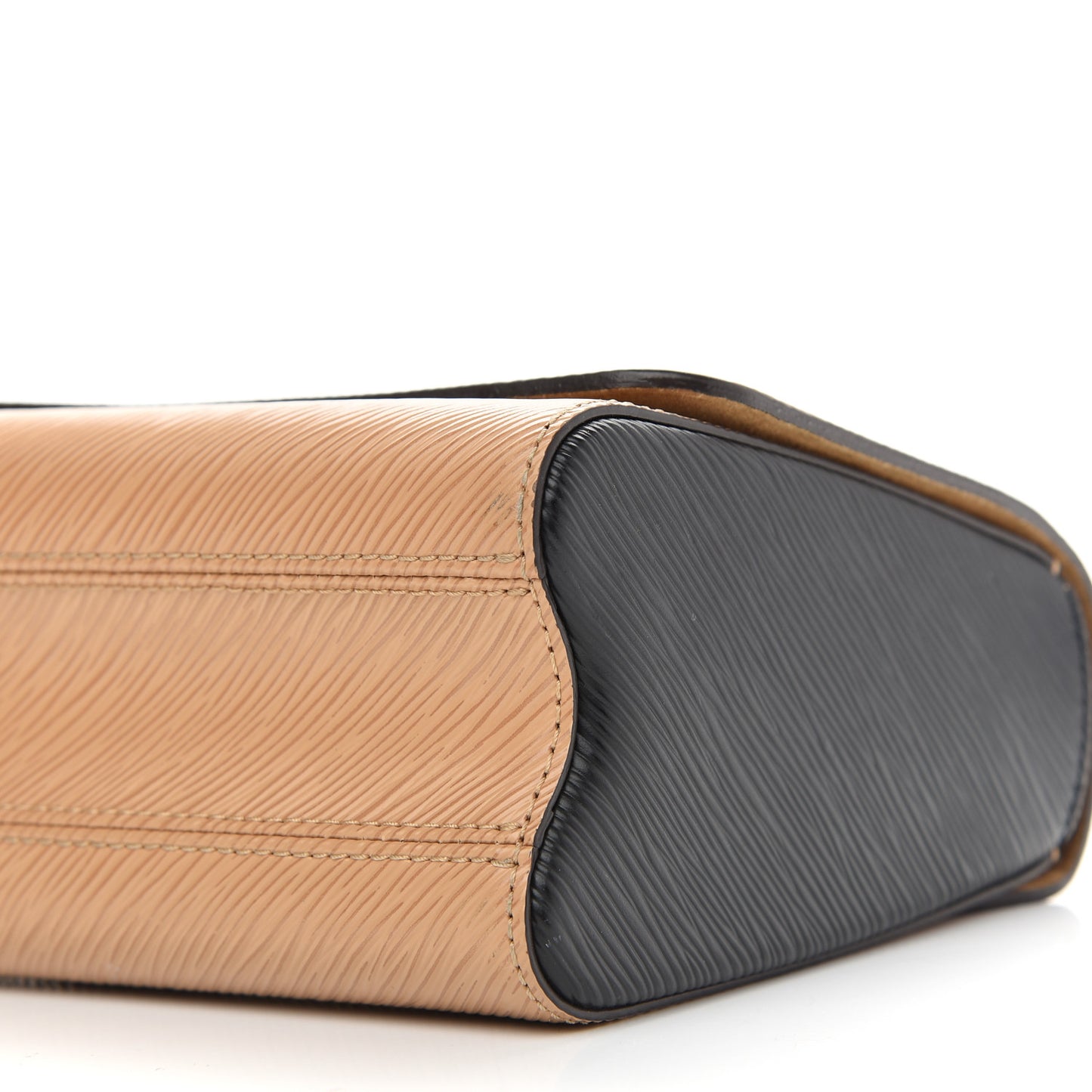 Epi Twist Shoulder Bag MM Camel