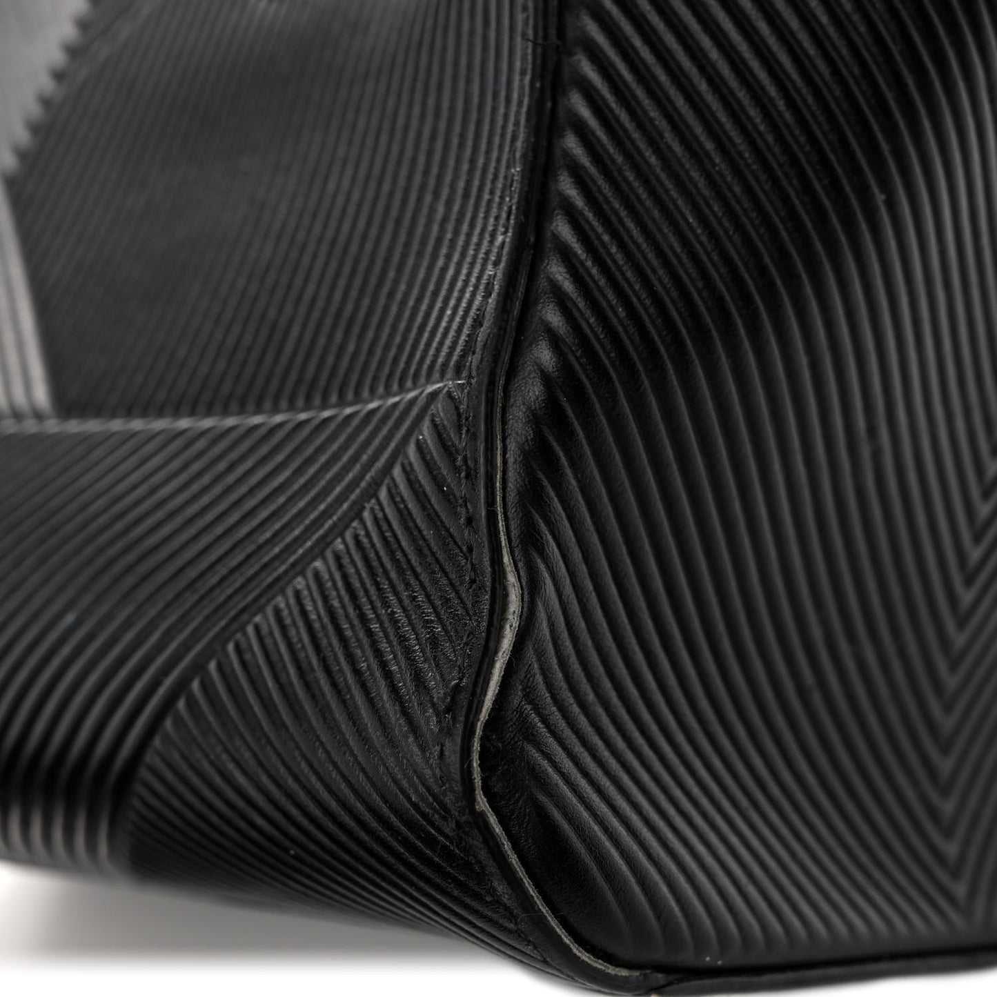 Calfskin Geometric Embossed Small Antigona Black