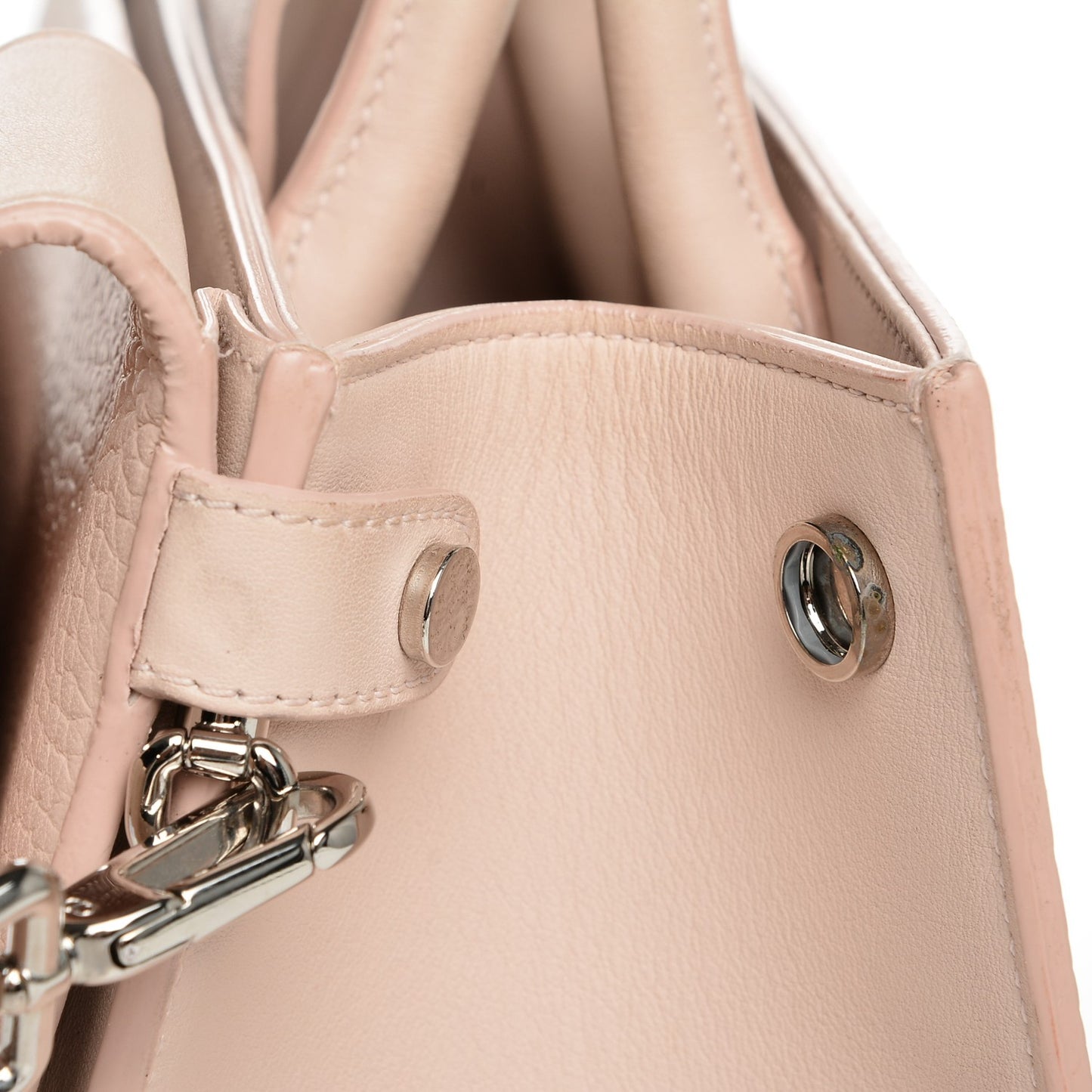 Grained Calfskin Medium Diorever Flap Tapioca