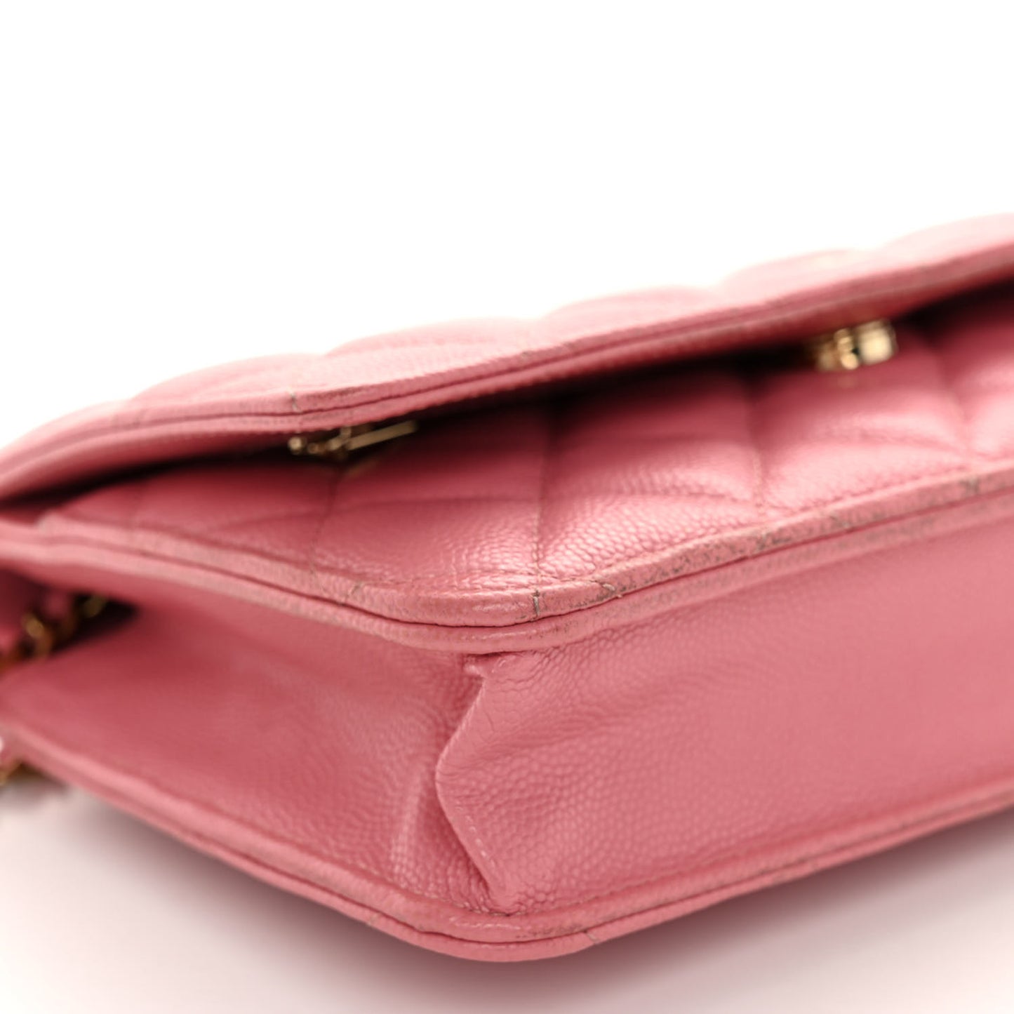 Shiny Caviar Quilted Wallet On Chain WOC Pink