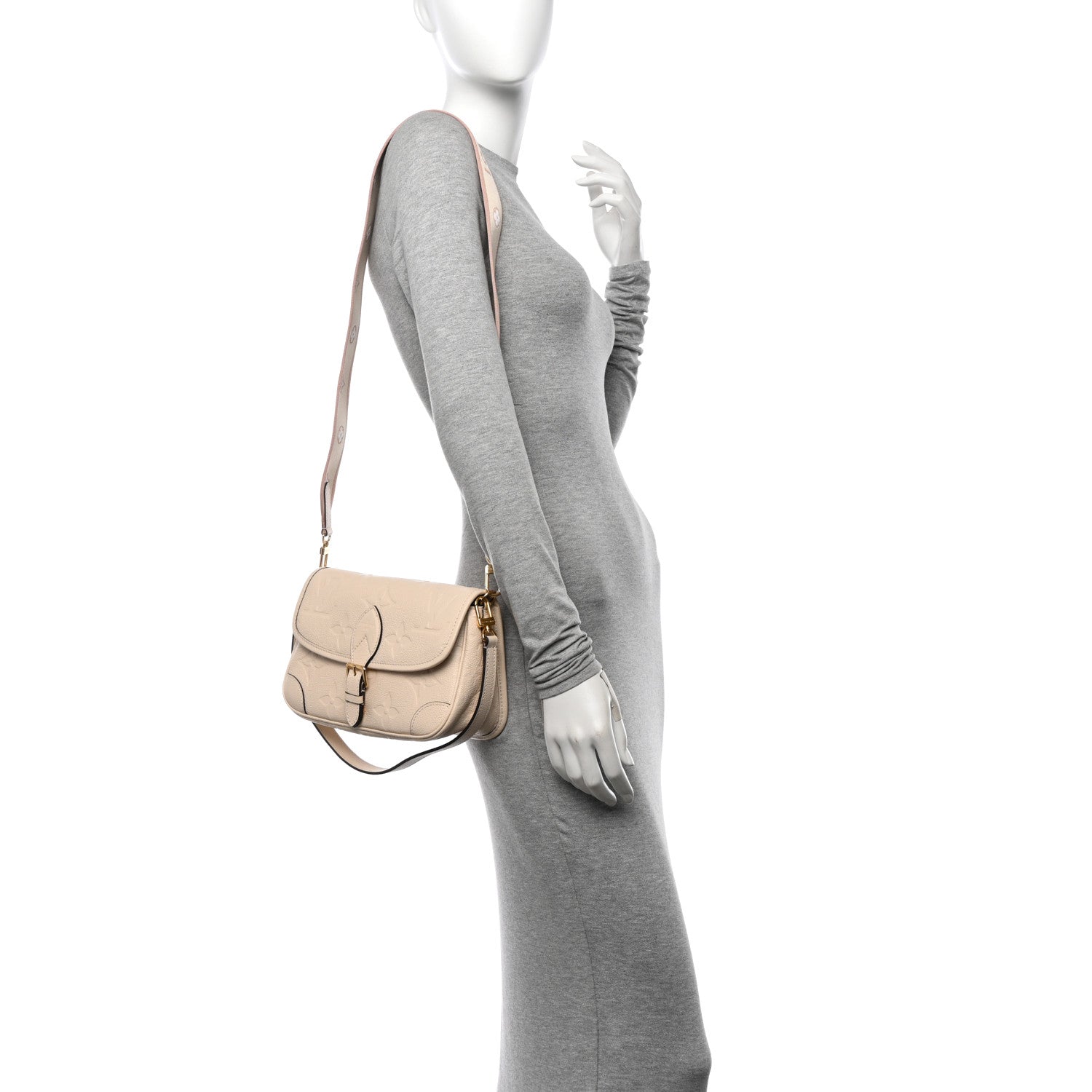Louis Vuitton Empreinte Monogram Giant Diane Cream 2 of 9