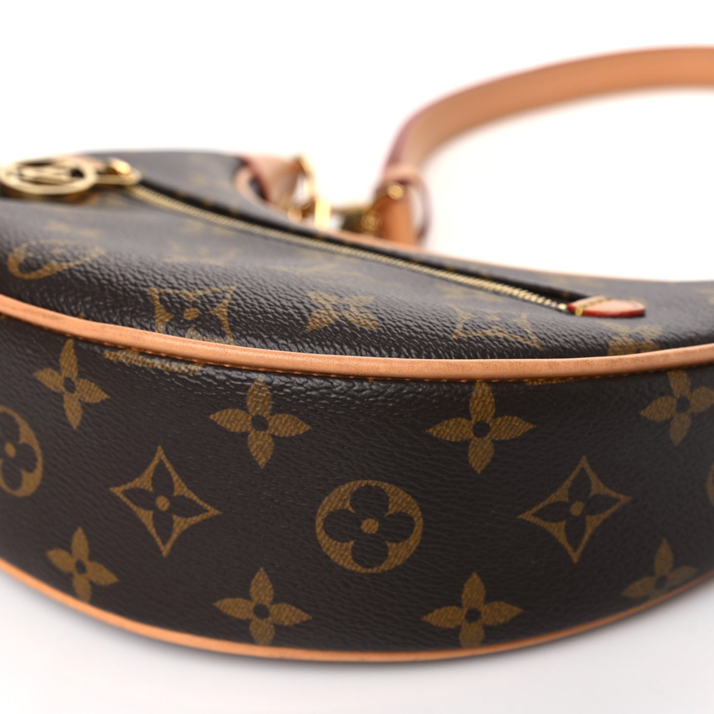 Monogram Loop