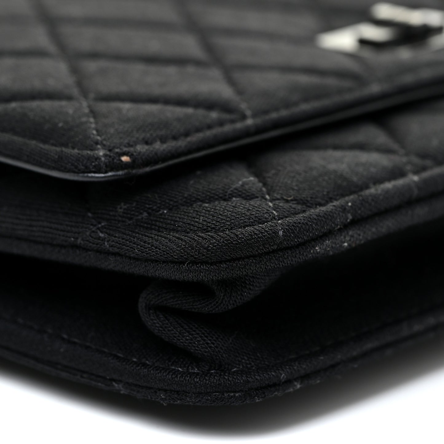 Jersey Quilted Reissue Wallet On Chain WOC Black