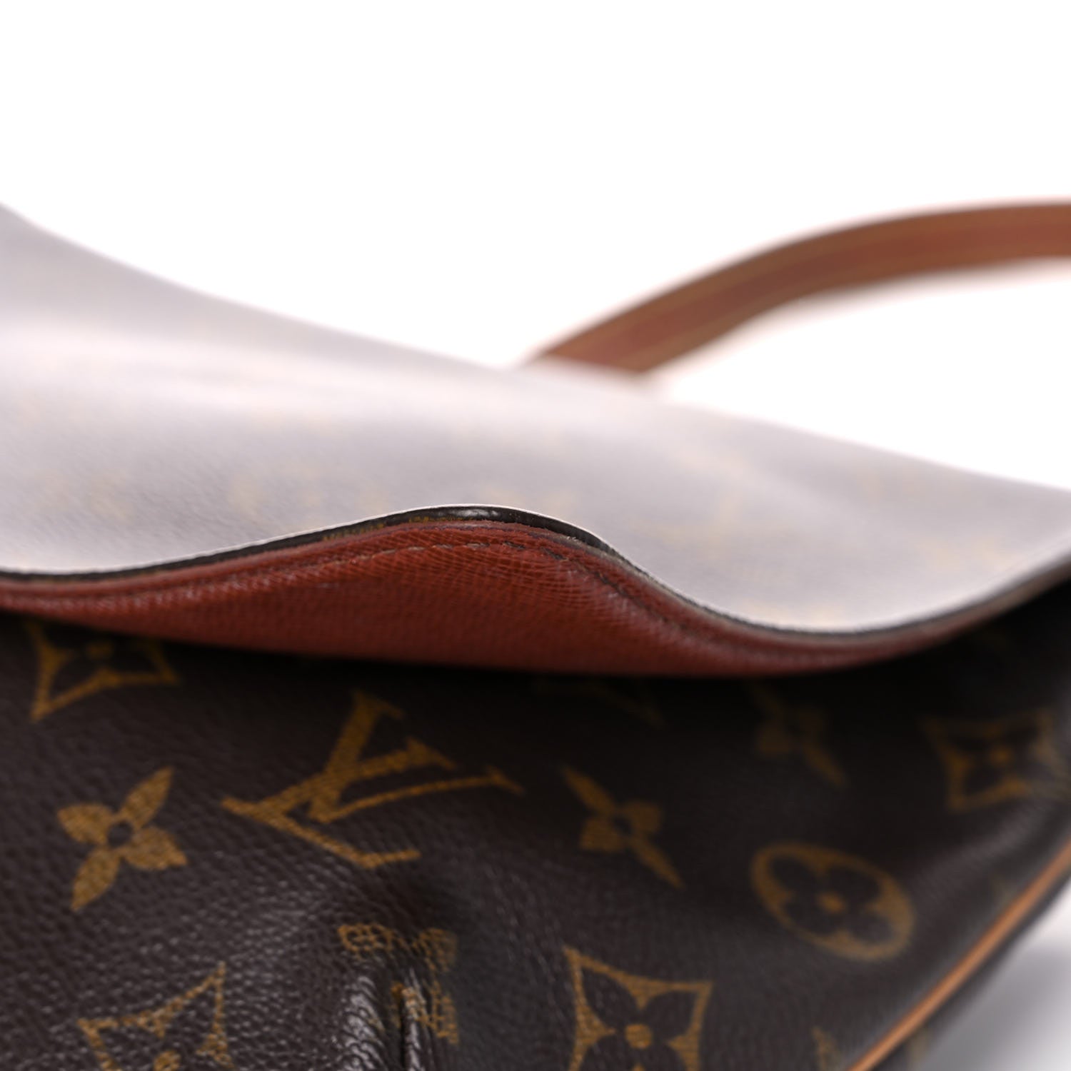 Louis Vuitton Monogram Musette Tango 19 of 26