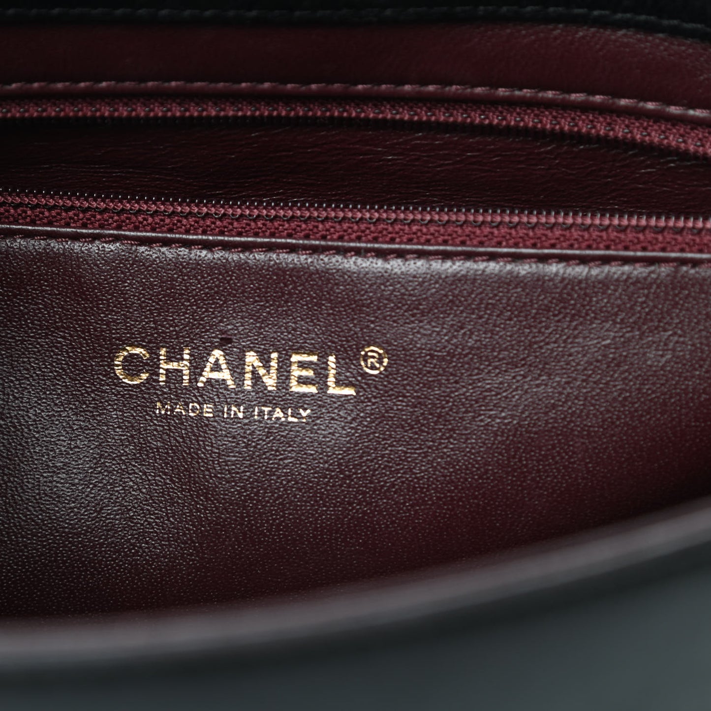 Lambskin Quilted Medium Diamond CC Flap Black