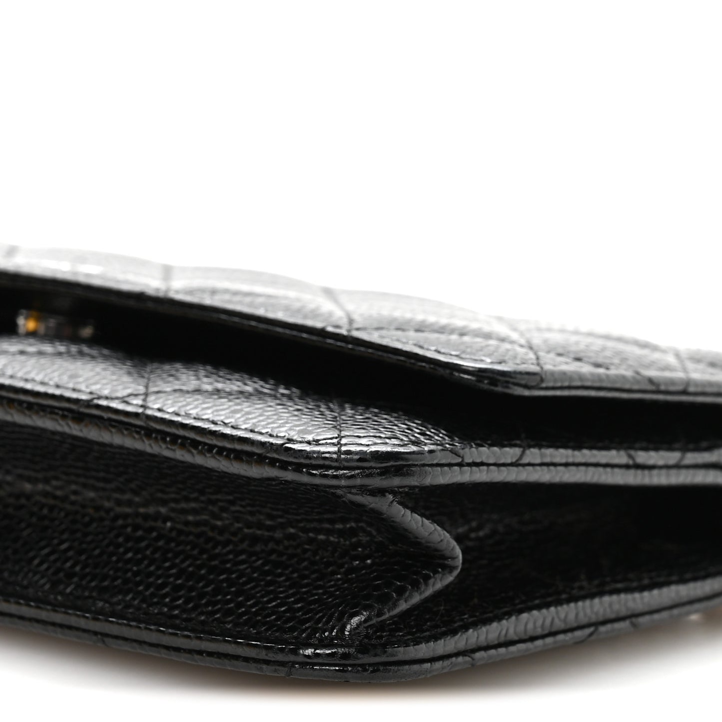 Caviar Quilted Wallet on Chain WOC Black