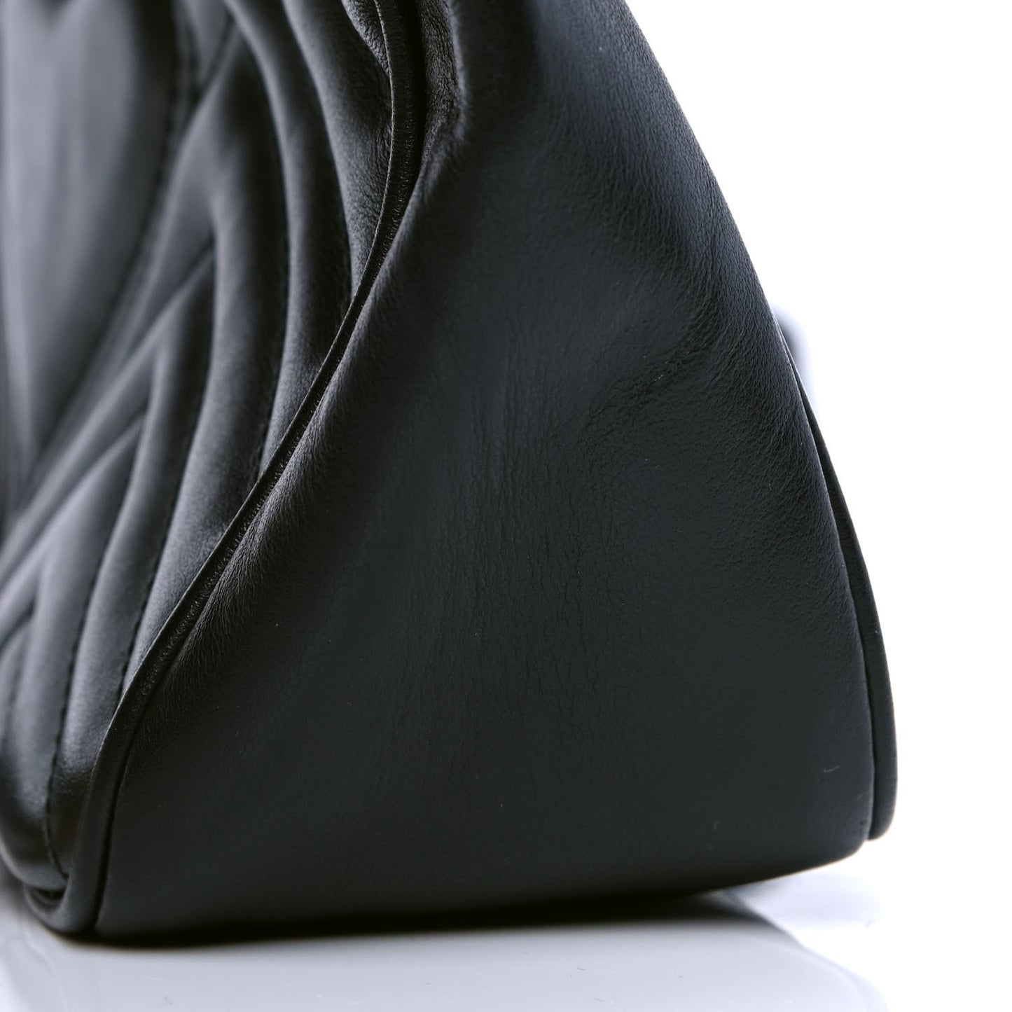 Calfskin Matelasse Small GG Marmont Shoulder Bag Black