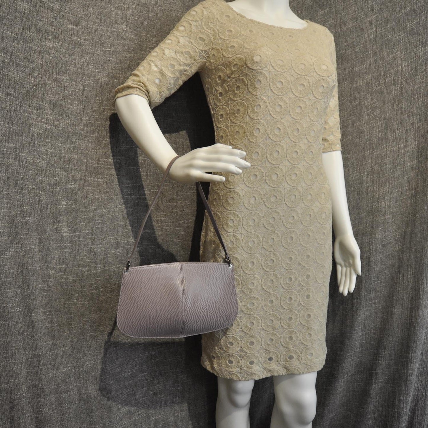 Epi Demi-Lune Pochette Lilac