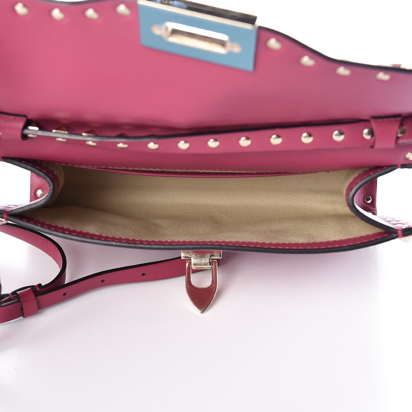 Vitello Medium Rockstud Flip Lock Crossbody Bag Fuchsia