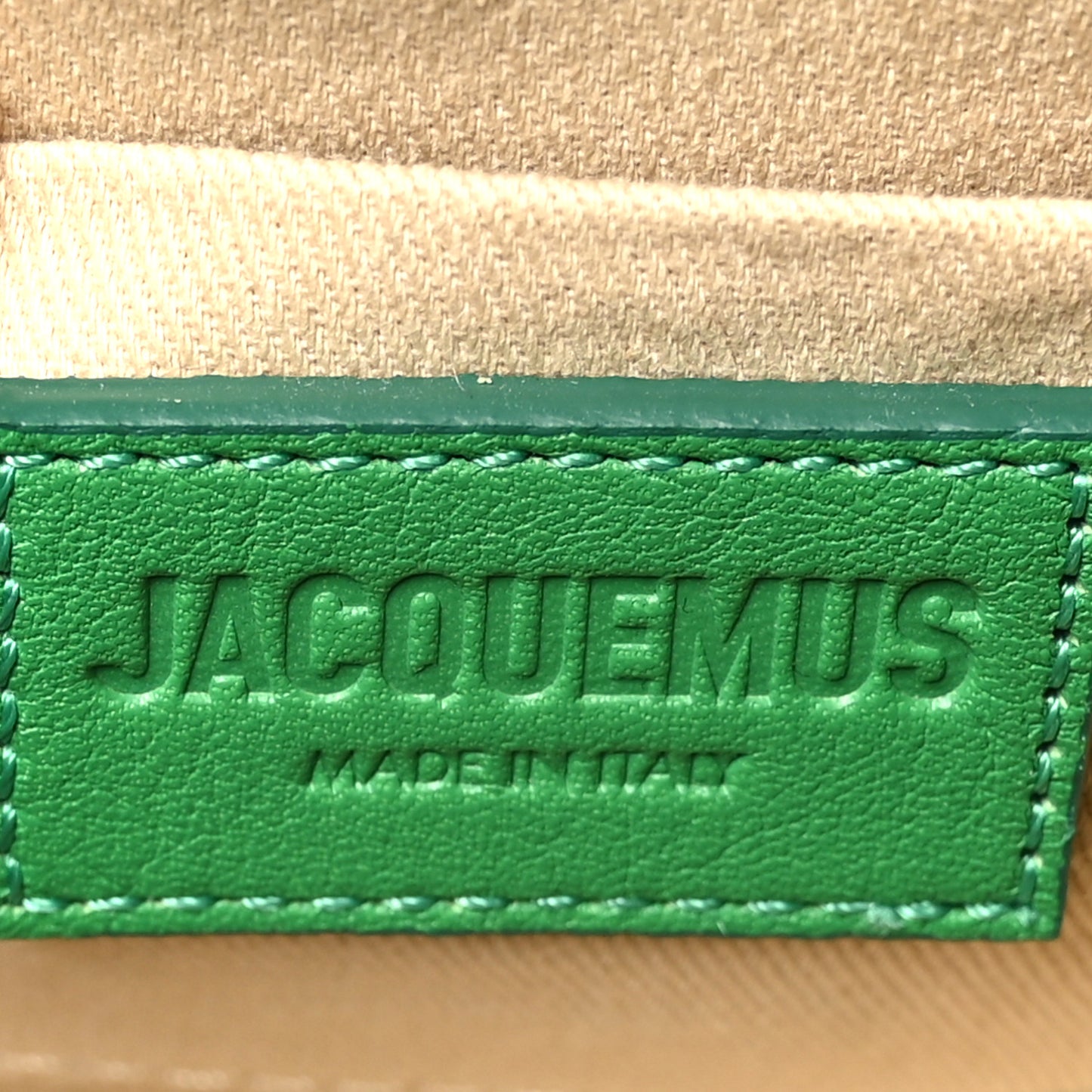 Smooth Calfskin Le Chiquito Long Green