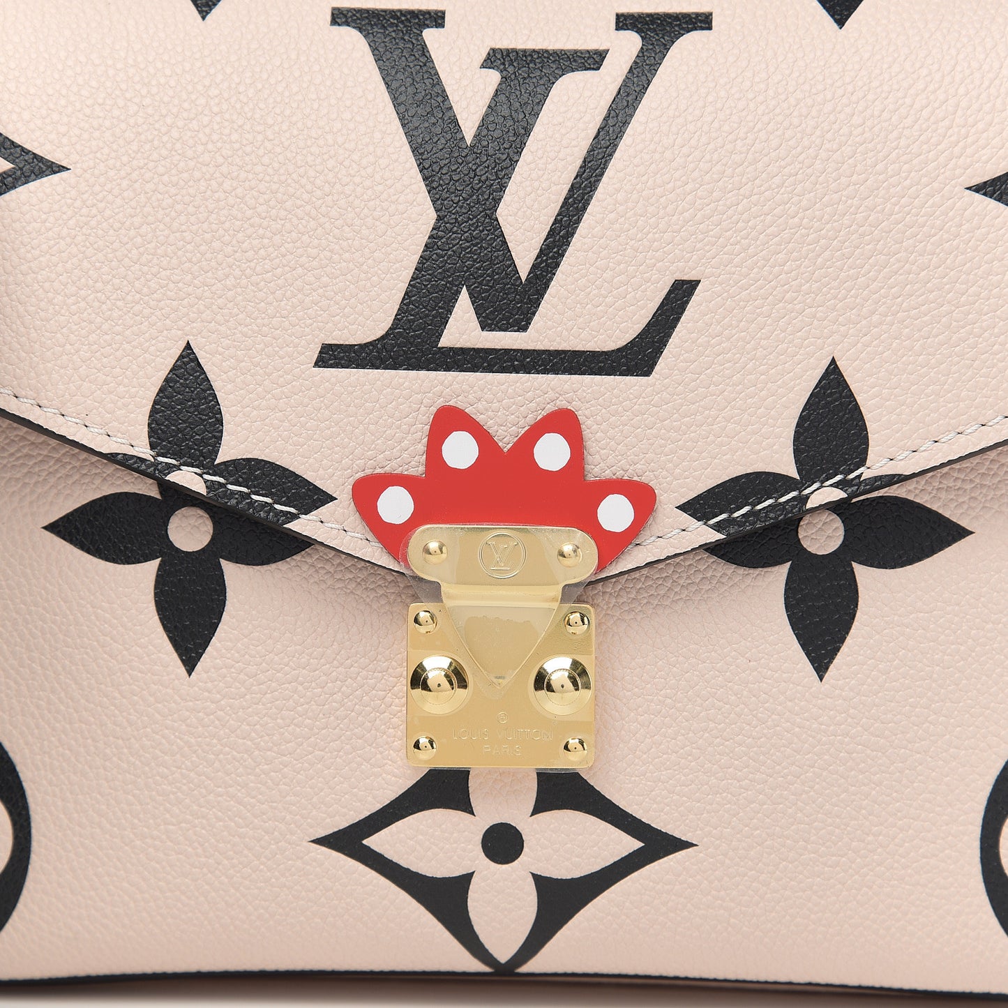 Empreinte Monogram Giant Crafty Pochette Metis Creme Black