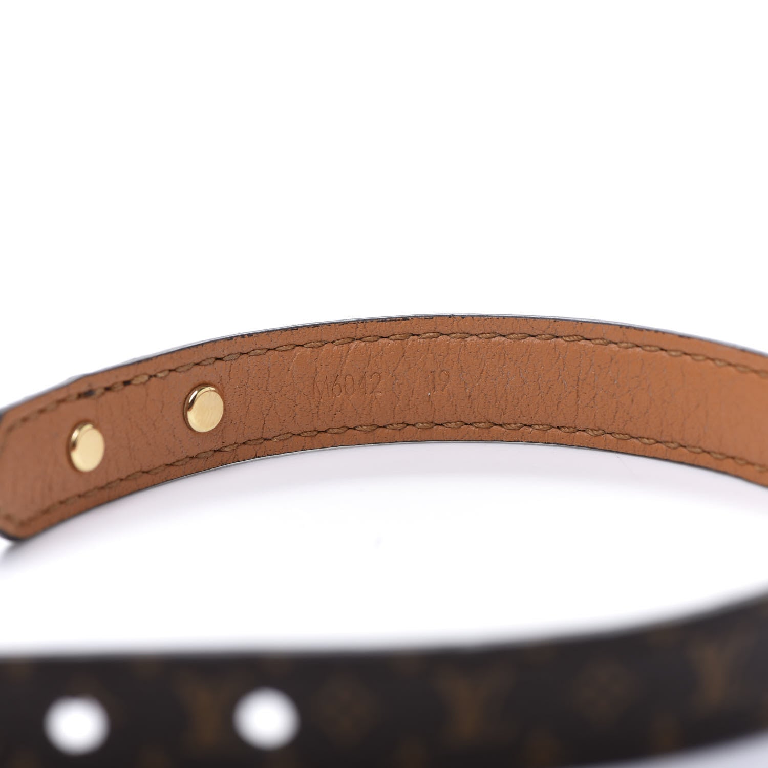 Louis Vuitton Monogram Essential V Bracelet 19 6 of 7