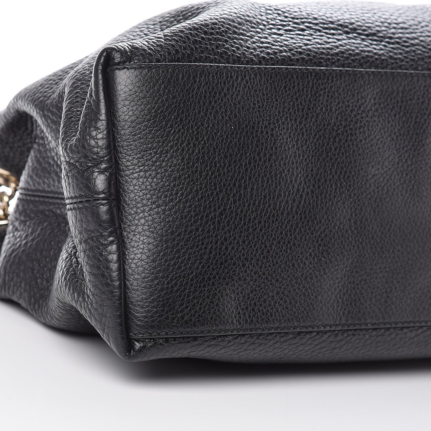 Pebbled Calfskin Medium Soho Chain Shoulder Bag Black