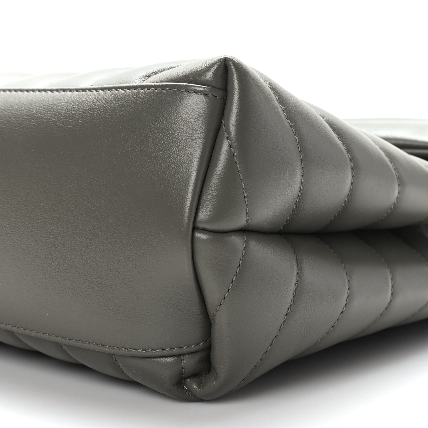Saint Laurent Calfskin Y Quilted Monogram Medium Loulou Chain Satchel Pebble 9 of 9