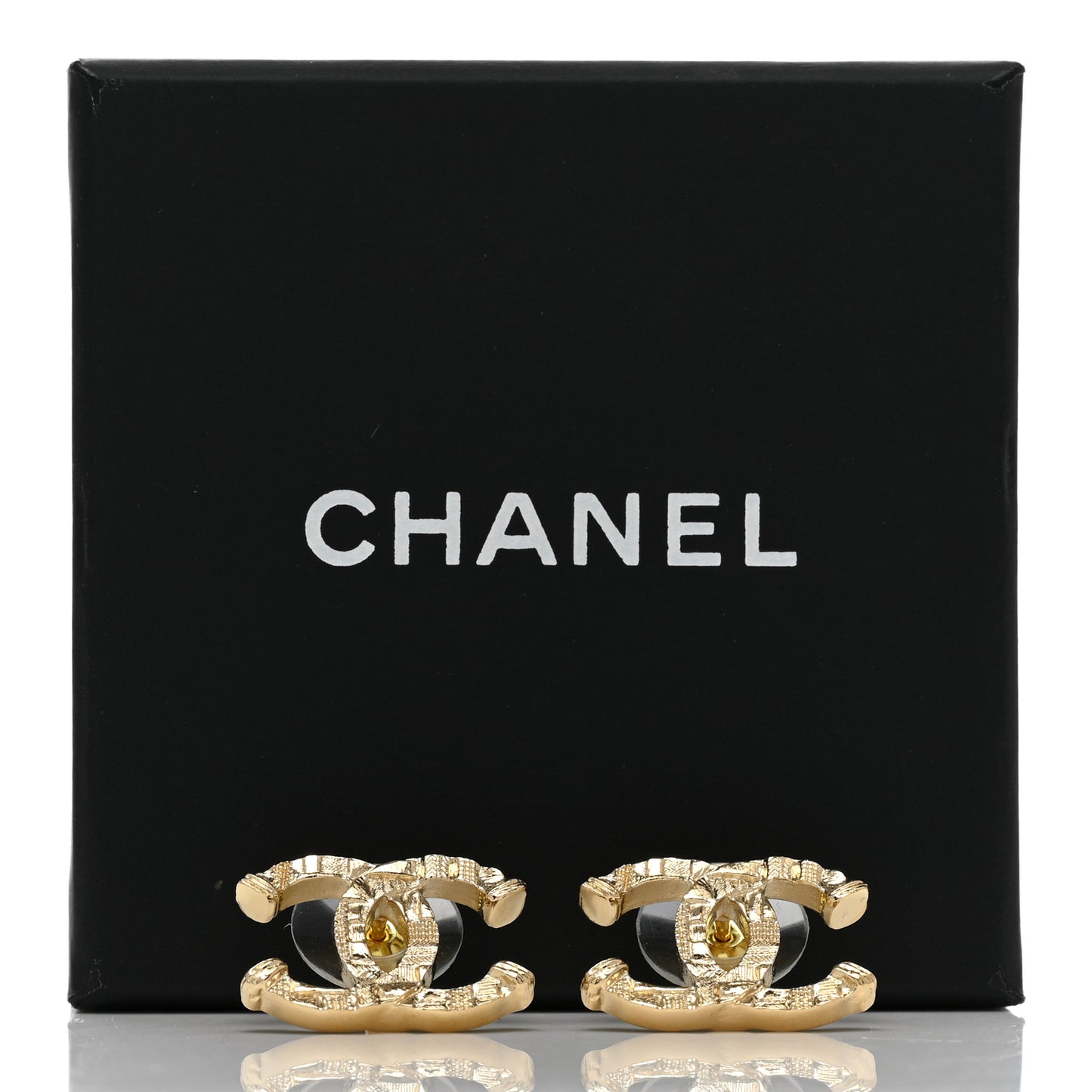 Metal Textured CC Earrings Gold