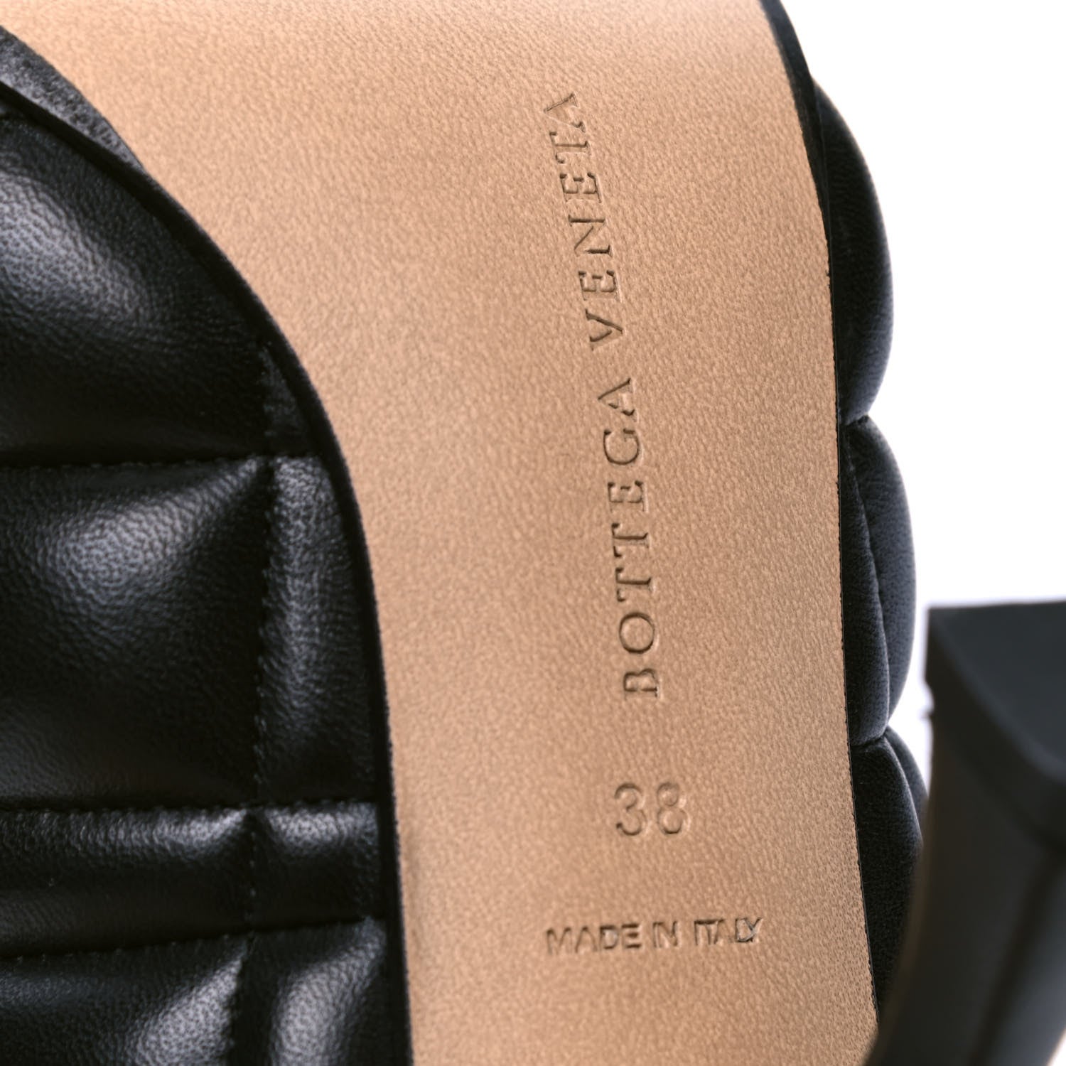 Bottega Veneta Nappa Matelasse Captoe Pumps 38 Black 5 of 6