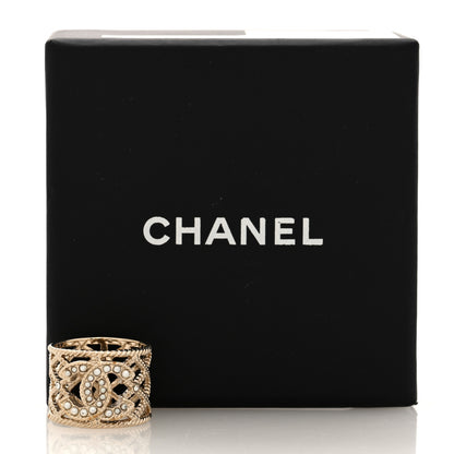 Chanel Pearl Chain CC Ring Gold 5 of 5
