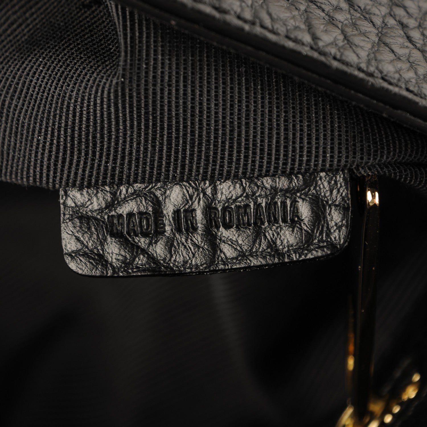 Burberry Signature Grain Medium Mildenhall Crossbody Bag Black 7 of 8