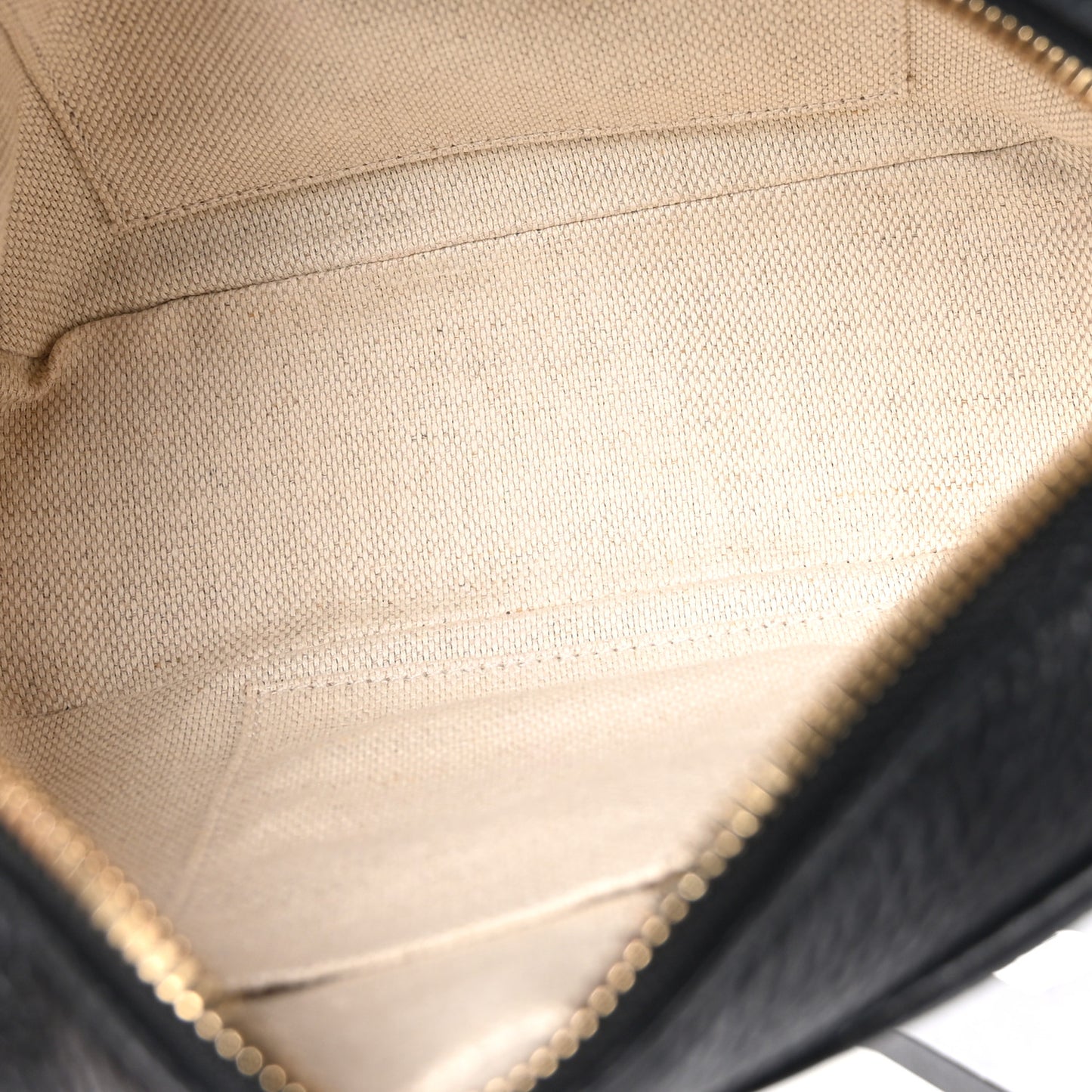 Pebbled Calfskin Small Soho Disco Bag Black