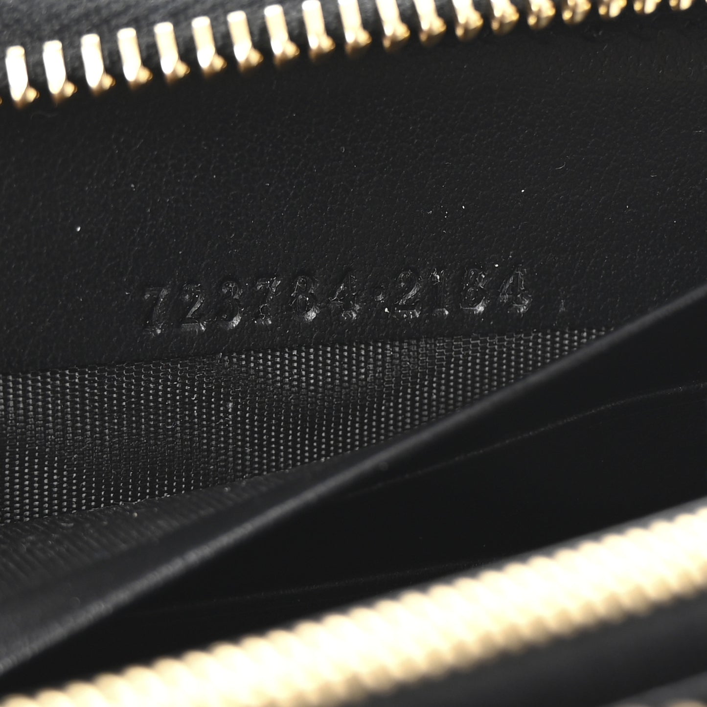 Calfskin GG Matelasse GG Marmont Zip Around Wallet Black