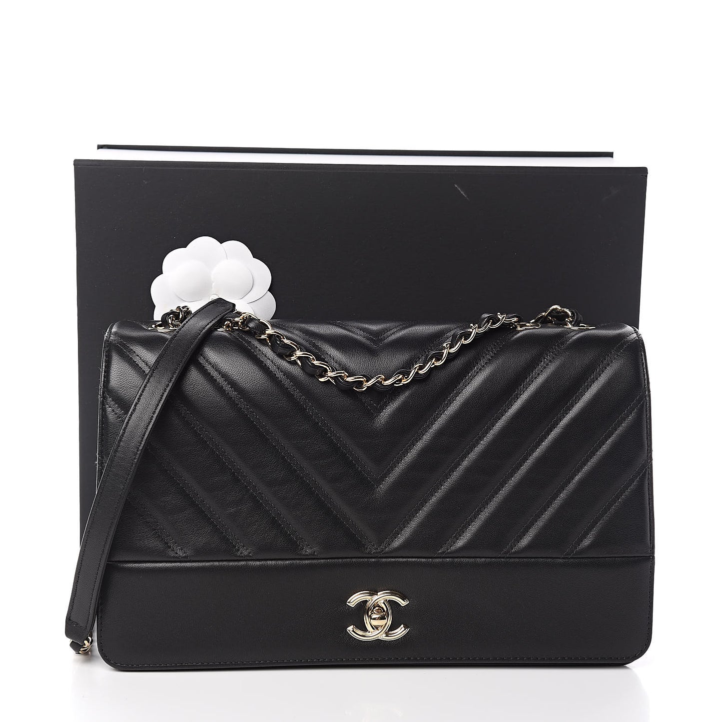 Lambskin Chevron Quilted Flap Black