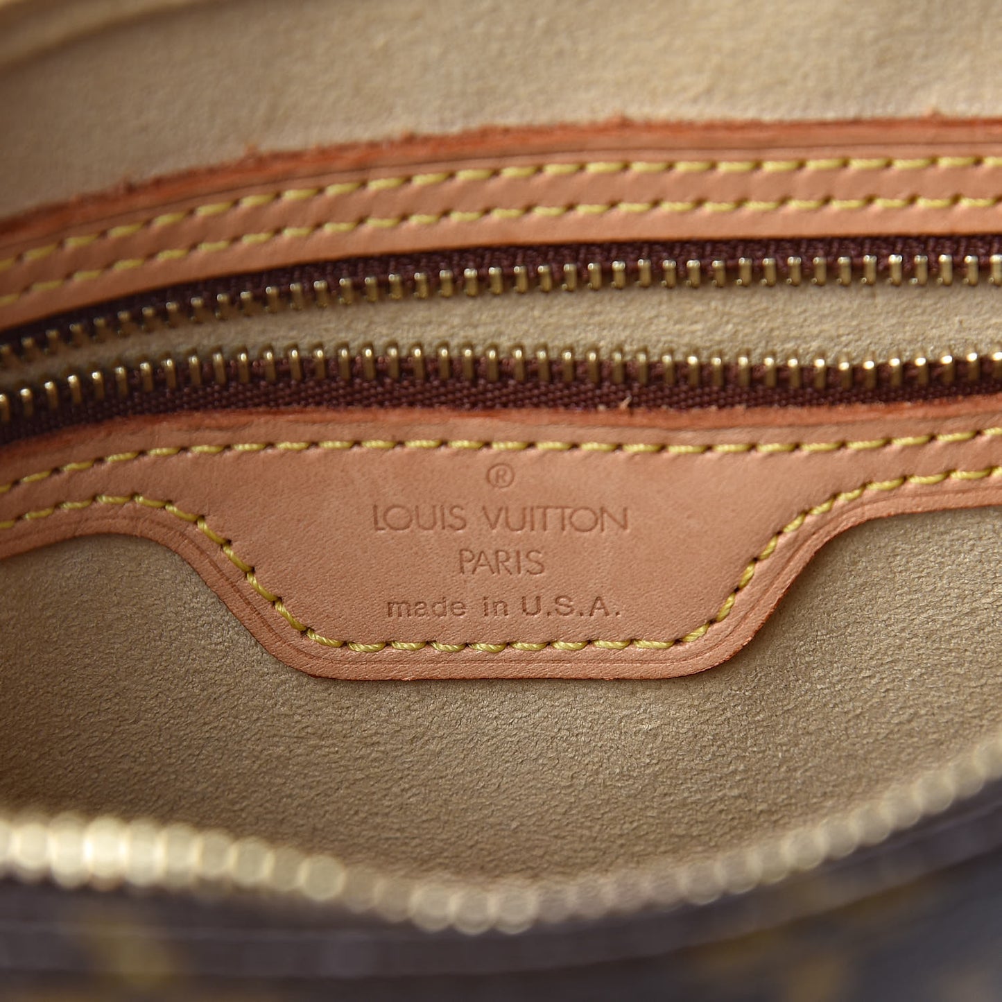 Monogram Looping MM