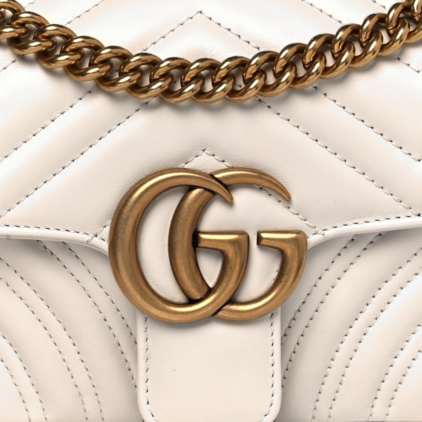 Calfskin Matelasse Mini GG Marmont Shoulder Bag White