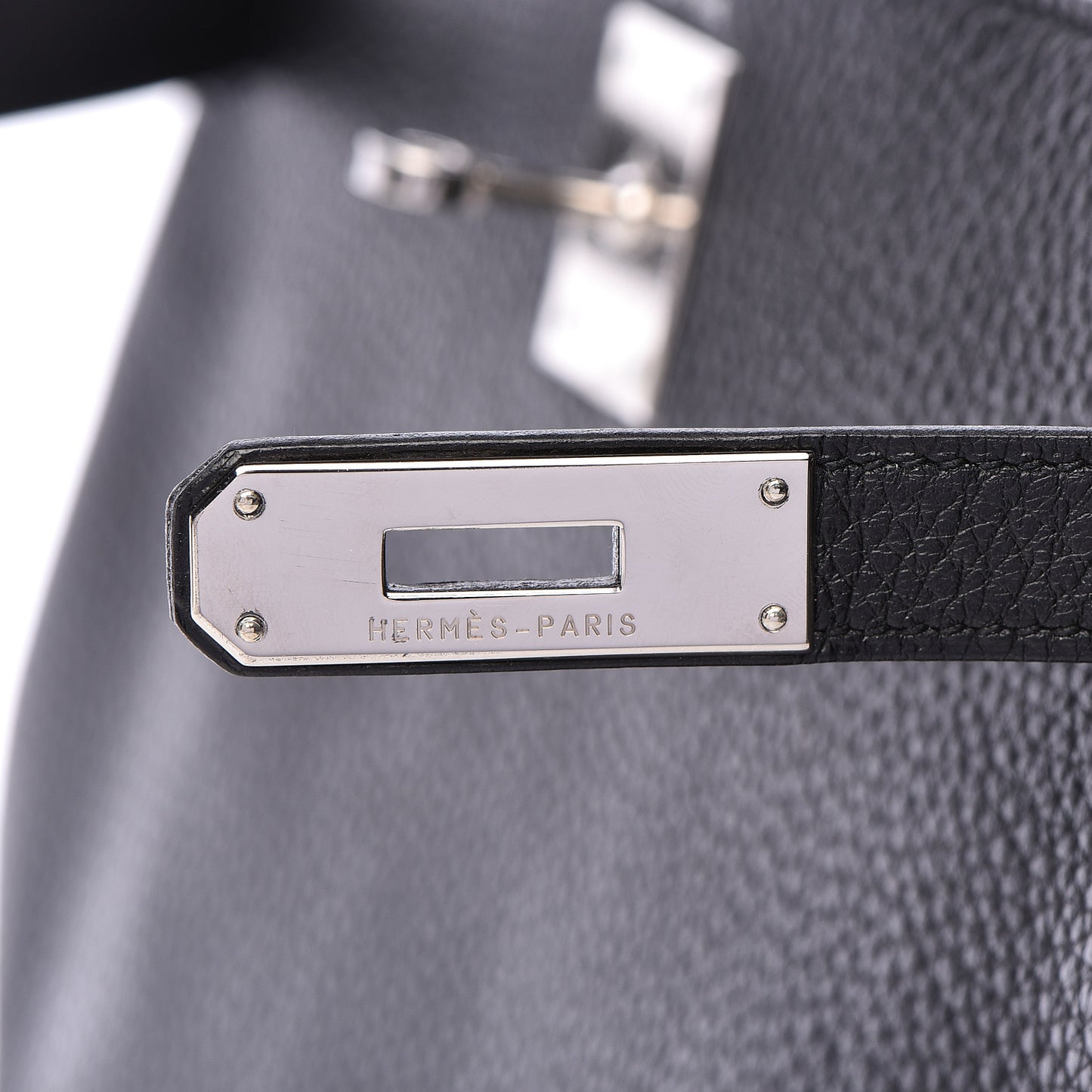 Taurillon Clemence Kelly Retourne 32 Black