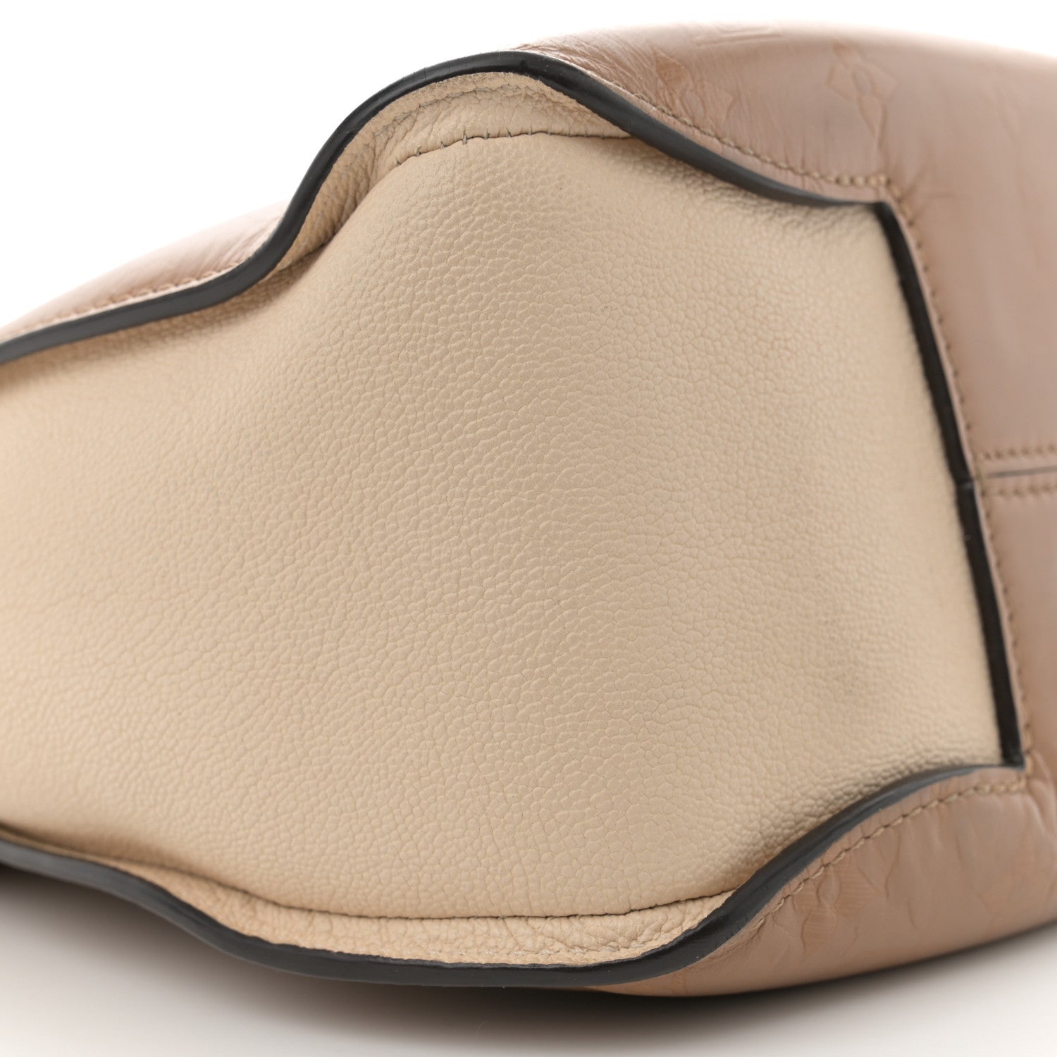 Louis Vuitton Cuir Plume Cuir Ecume Very Hobo Sesame Creme 9 of 13
