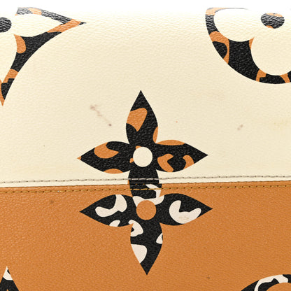 Louis Vuitton Monogram Giant Jungle Onthego GM Ivory 13 of 14