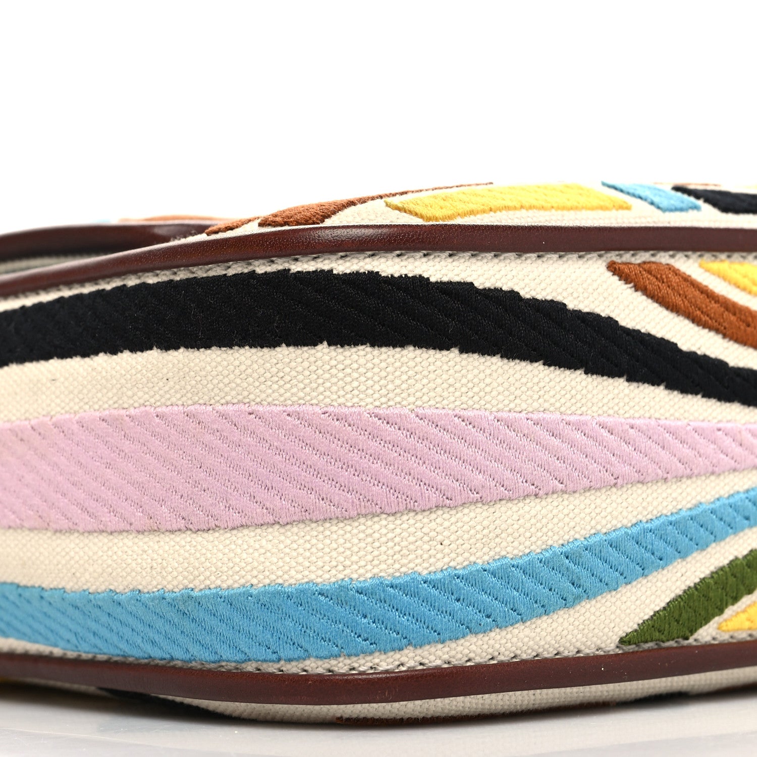 Fendi X SARA COLEMAN Canvas Vitello King Seta FF Fish Eye Embroidered Baguette Grezzo Multicolor Ghianda 10 of 12