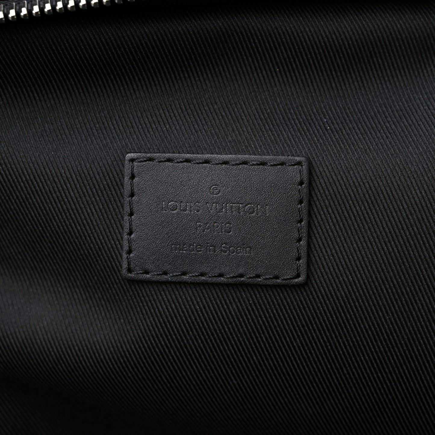 Damier Infini Avenue Sling Bag Onyx