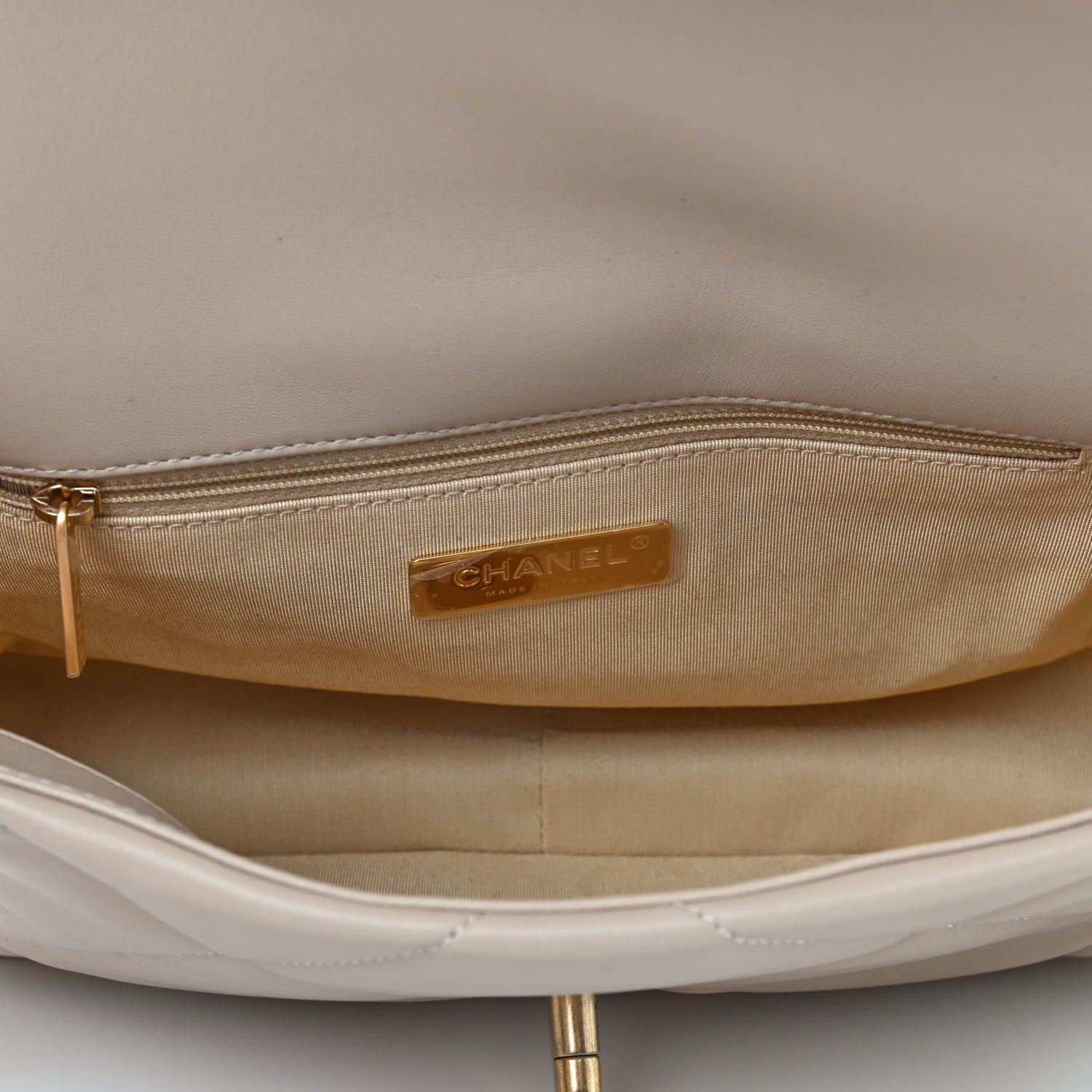 Chanel Lambskin Quilted Medium Chanel 19 Flap Beige 5 of 9