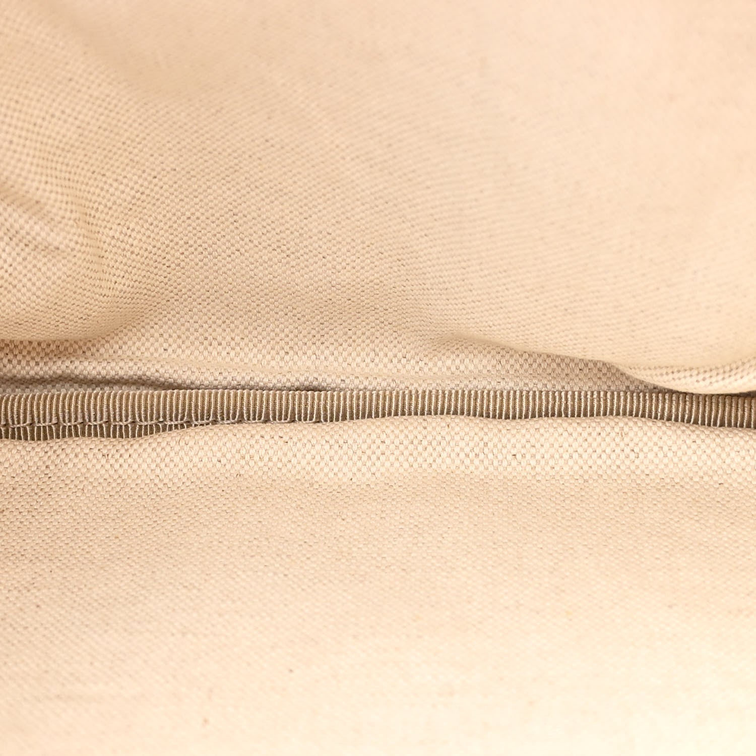 Gucci Grained Calfskin Logo Belt Bag Hibiscus Red 5 of 11