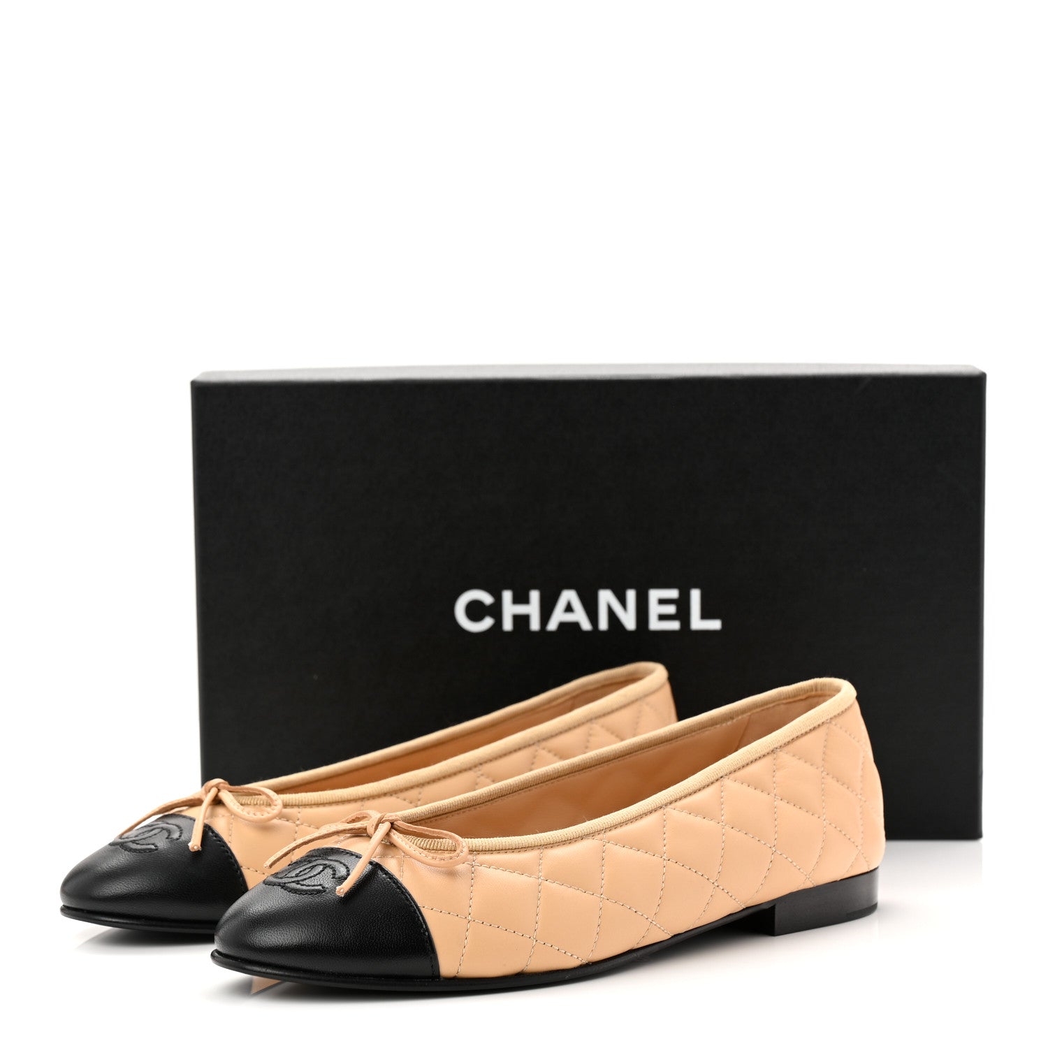 Chanel Lambskin Quilted CC Cap Toe Ballerina Flats 37.5 Beige Black 10 of 10