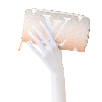 Louis Vuitton Monogram Giant By The Pool Zippy Wallet Brume 2 of 7