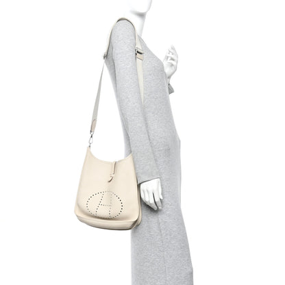 Hermes Taurillon Clemence EVELYNE III PM Beton 2 of 13