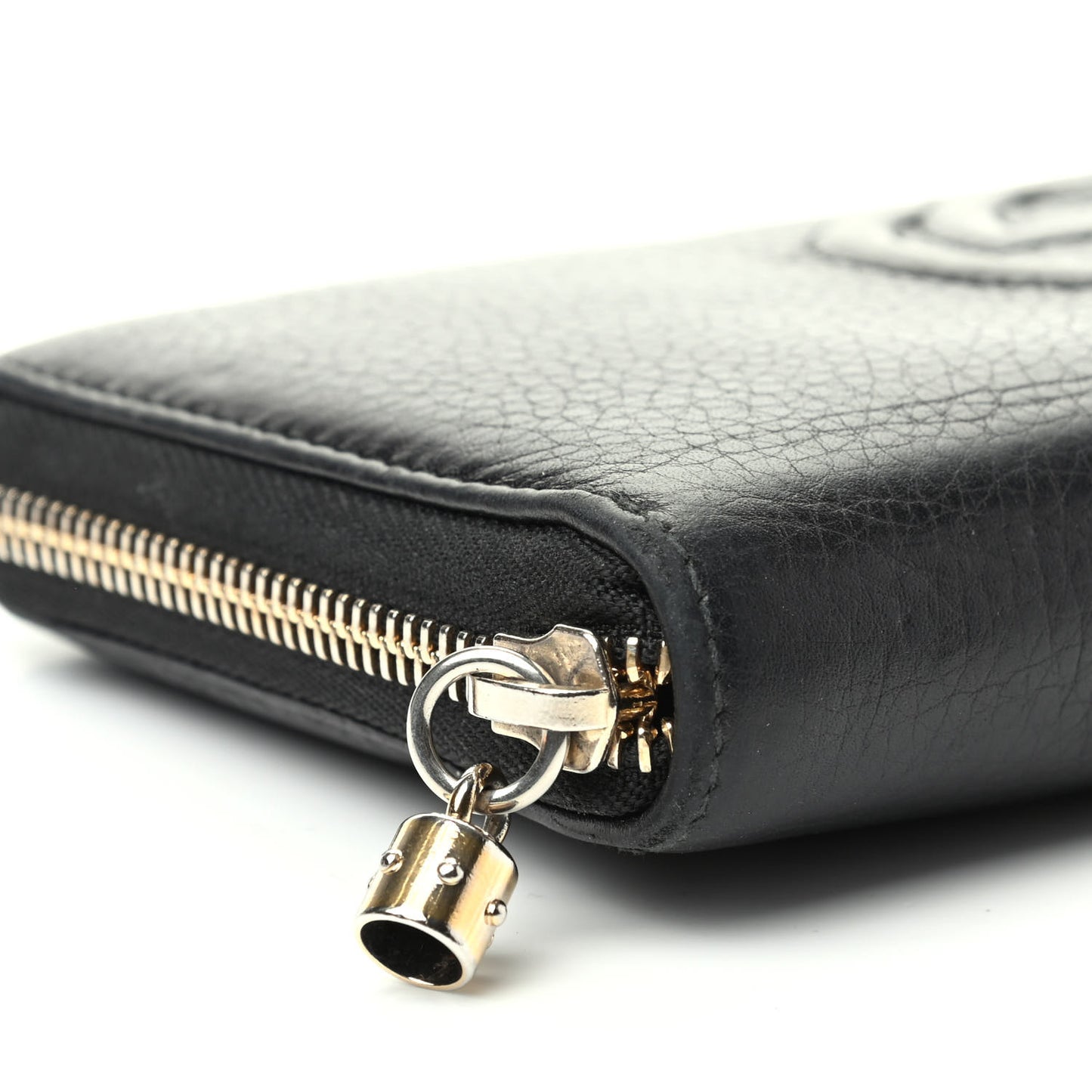Pebbled Calfskin Soho Zip Around Wallet Black