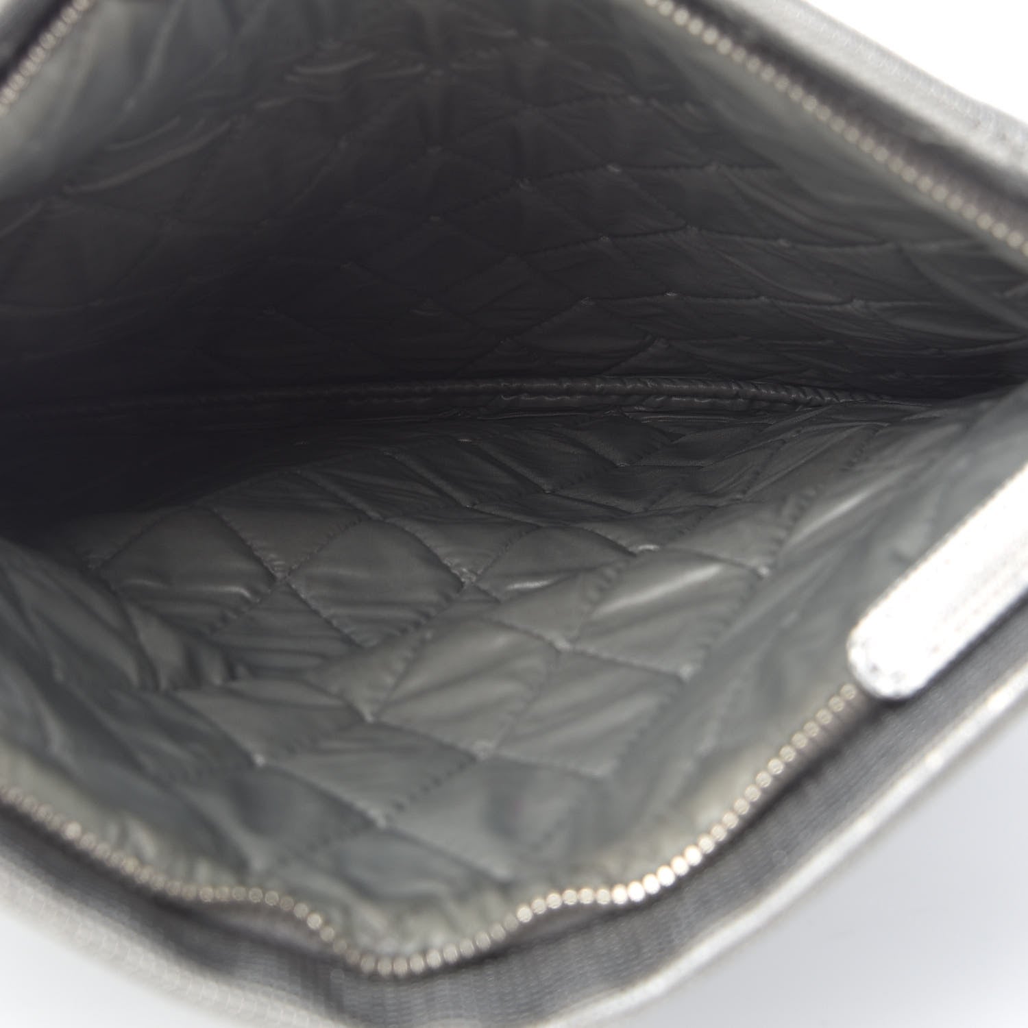 Chanel Metallic Calfskin Quilted Pixel Effect CC Beauty Clutch Silver 5 of 7