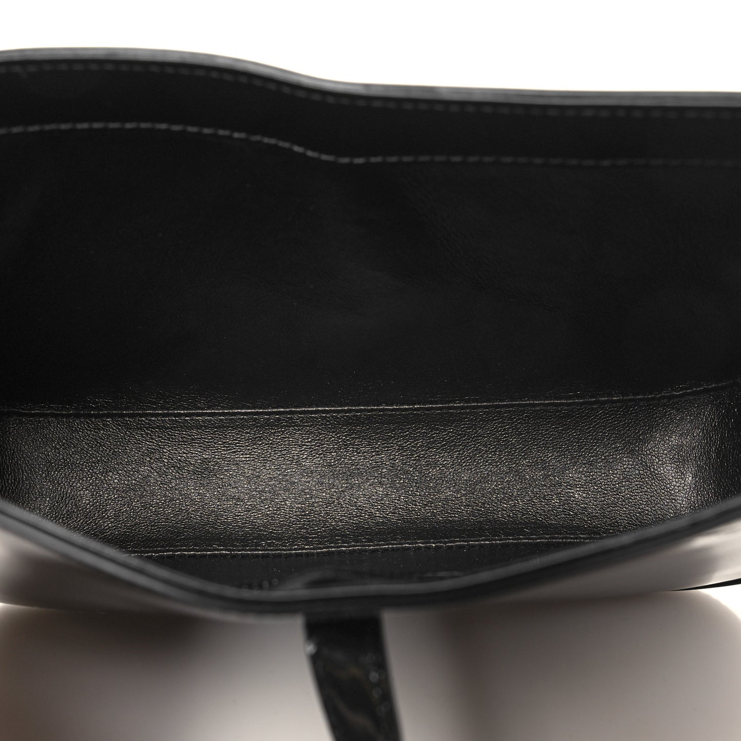 Patent Le 5 A 7 Monochrome Hobo Black