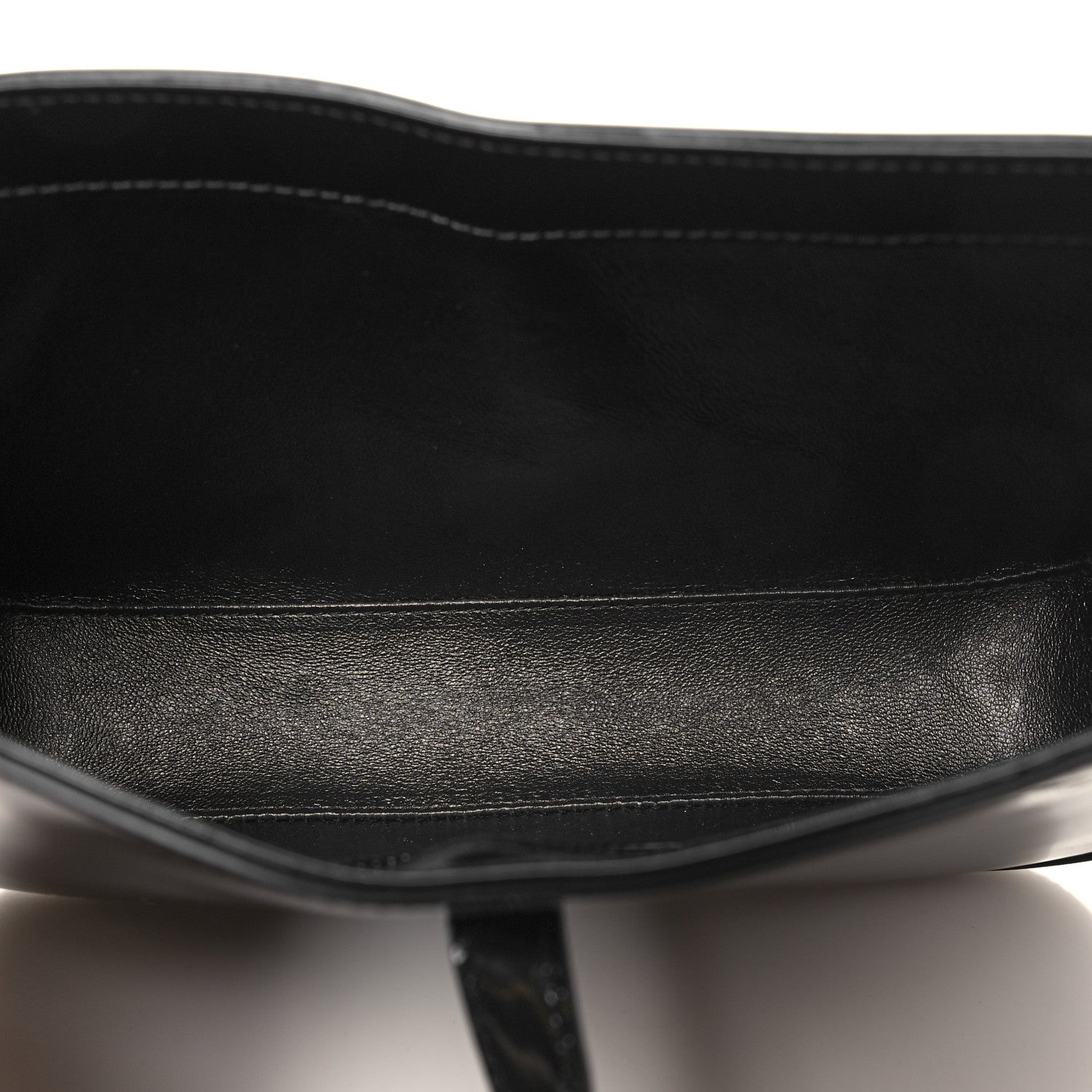 Saint Laurent Patent Le 5 A 7 Monochrome Hobo Black 5 of 12