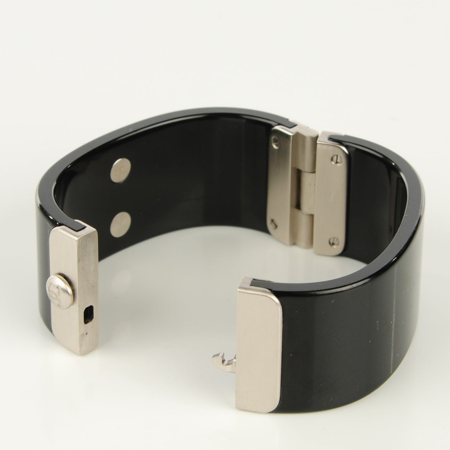 Resin Baguette Crystal CC Cuff Black