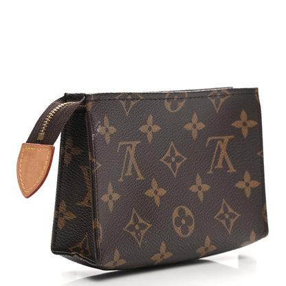 Louis Vuitton Monogram Toiletry Pouch 15 3 of 9