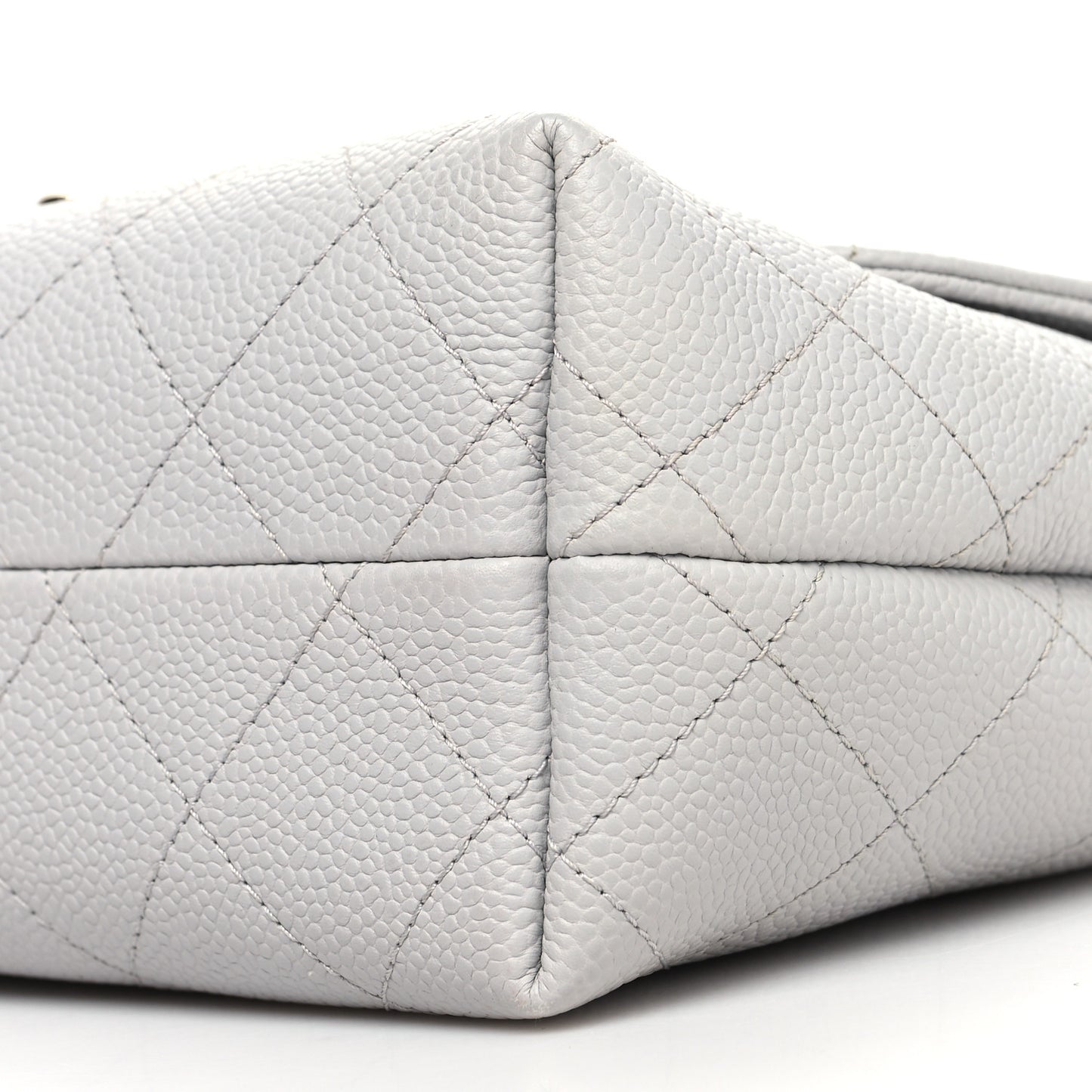 Caviar Quilted City Walk Flap Light Grey
