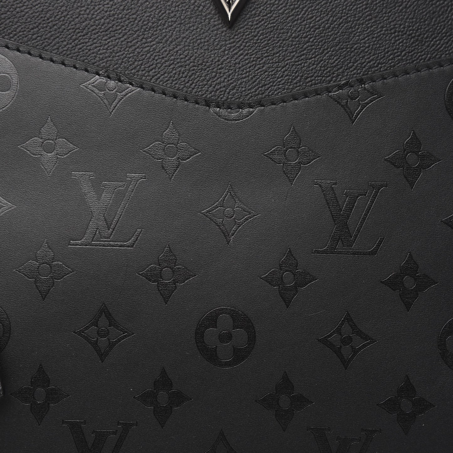 Monogram Cuir Plume Very Zipped Tote Black