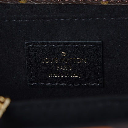 Louis Vuitton Monogram Pochette Metis MM 6 of 9